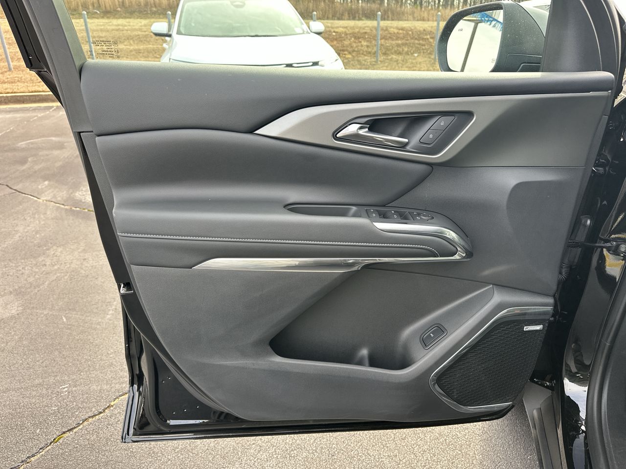 2025 Chevrolet Traverse LT - Photo 22