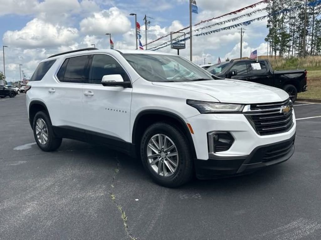Used 2022 Chevrolet Traverse LT Cloth SUV