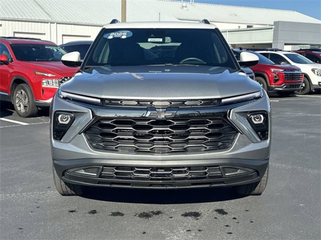 Used 2025 Chevrolet Trailblazer Activ SUV