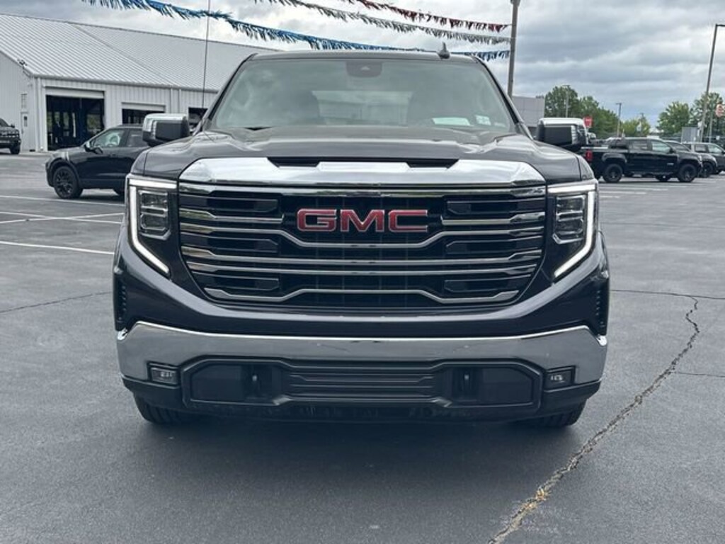 Used 2024 GMC Sierra 1500 SLT Truck