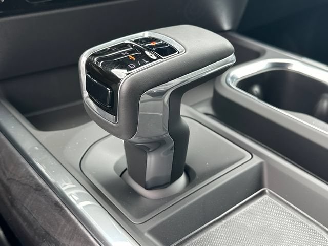 2026 Chevrolet Silverado 1500 LTZ - Photo 29