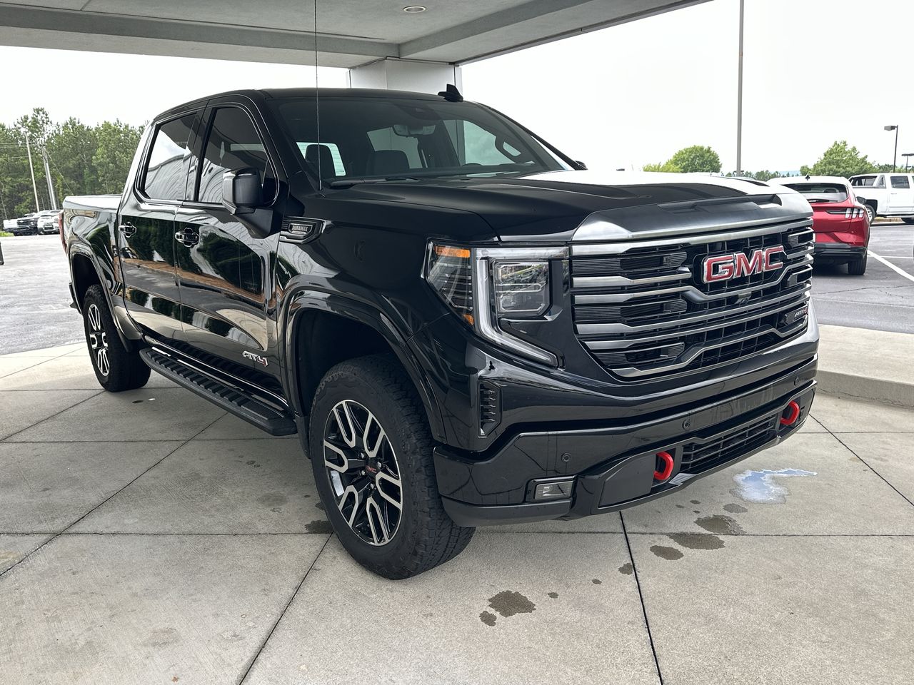 Used 2024 GMC Sierra 1500 AT4 with VIN 3GTUUEE85RG435316 for sale in Villa Rica, GA