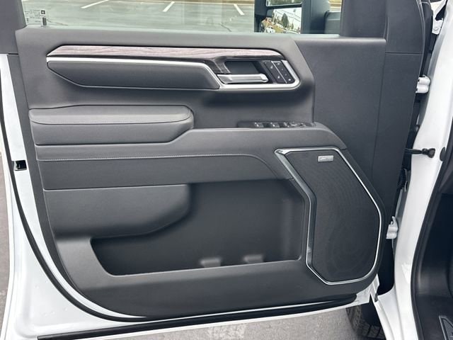 2026 Chevrolet Silverado 3500 HD LTZ - Photo 10