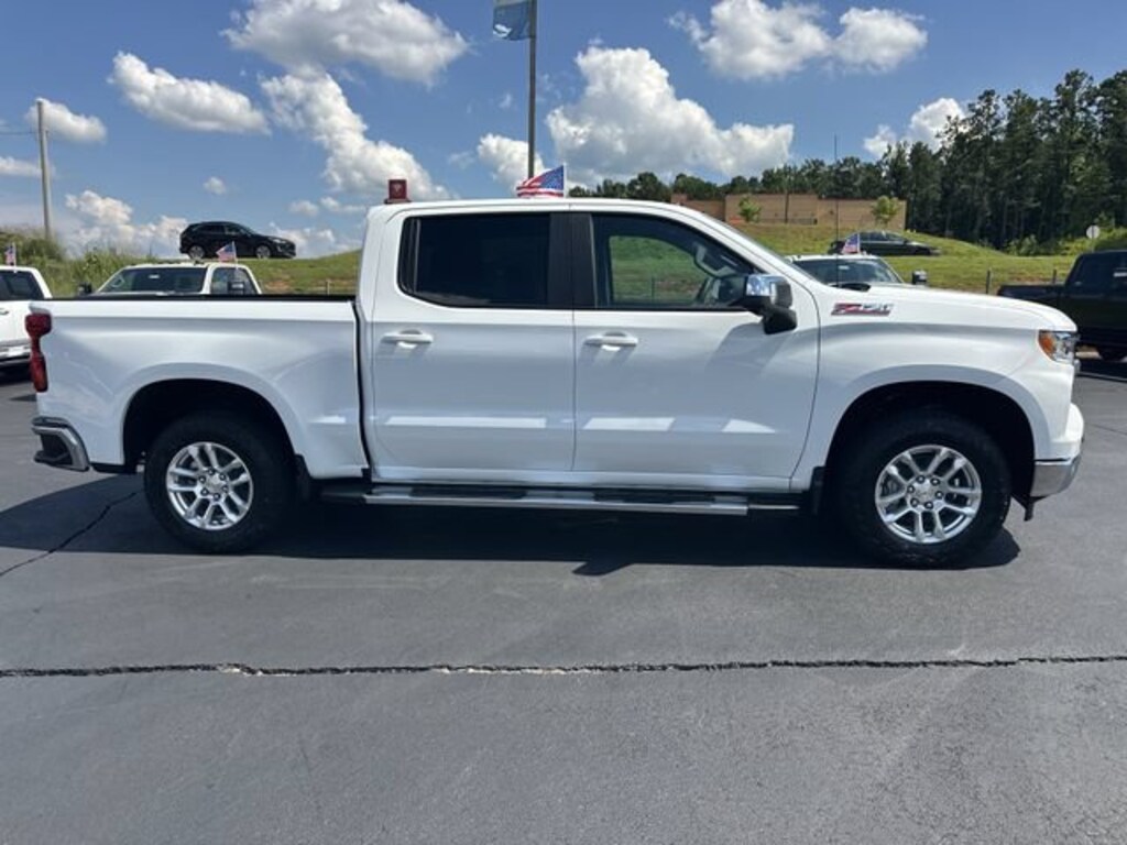 New 2026 Chevrolet Silverado 1500 LT Truck