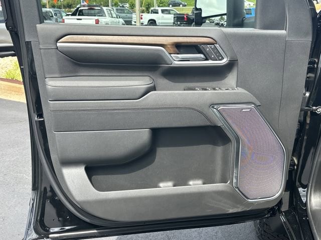 2026 Chevrolet Silverado 2500 HD High Country - Photo 10