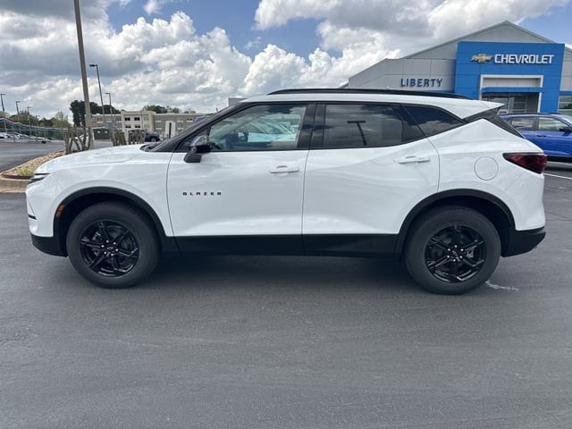2025 Chevrolet Blazer 2LT - Photo 8