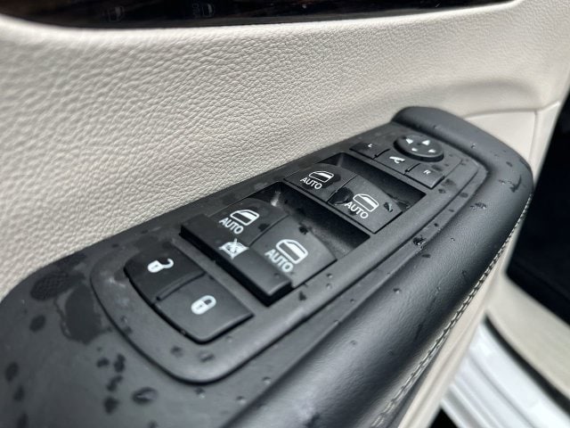 2024 Chrysler Pacifica Limited - Photo 23