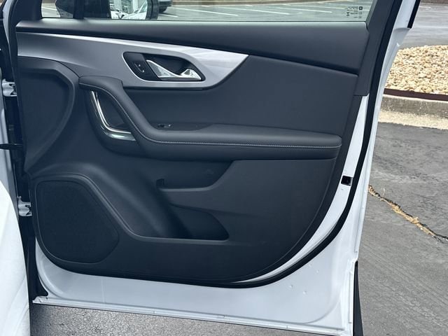 2025 Chevrolet Blazer 2LT - Photo 14