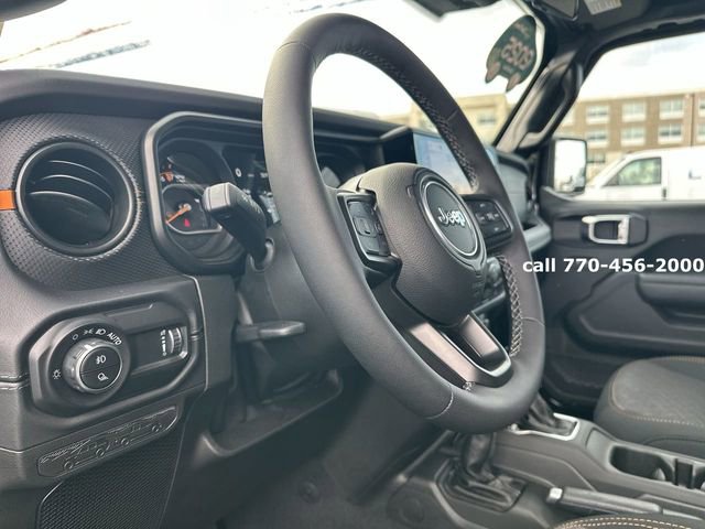 2025 Jeep Gladiator Mojave - Photo 10