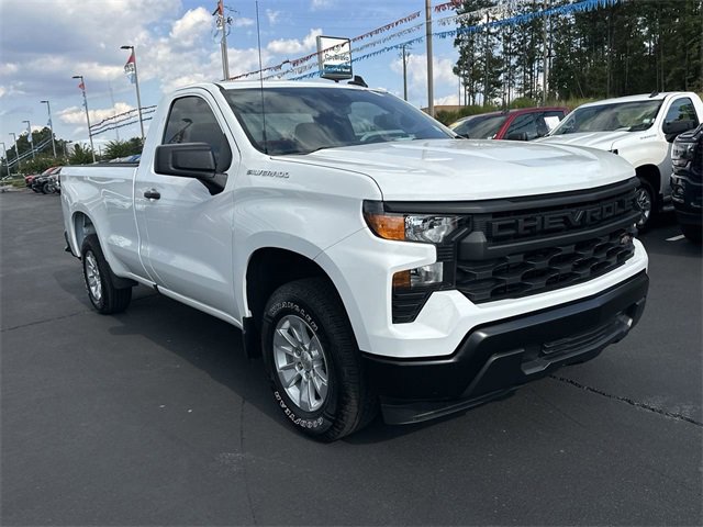 2024 Chevrolet Silverado 1500 photo 2