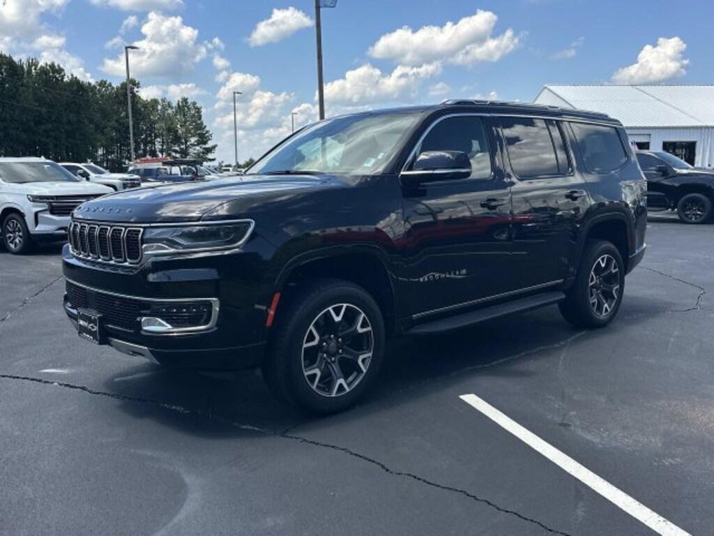 Used 2024 Jeep Wagoneer Series III