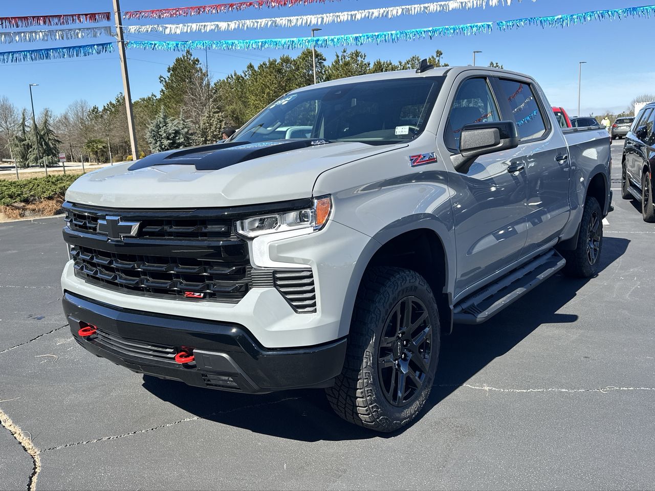 2024 Chevrolet Silverado 1500 LT Trail Boss photo 2