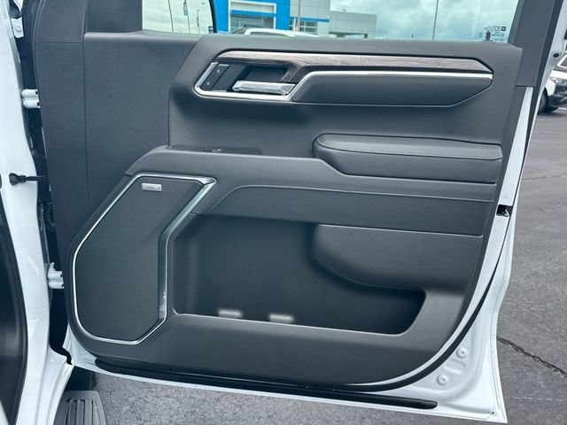 2026 Chevrolet Silverado 1500 LTZ - Photo 14