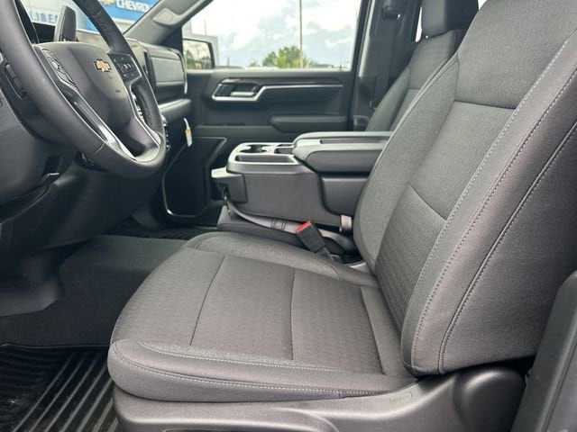 2026 Chevrolet Silverado 1500 LT - Photo 9