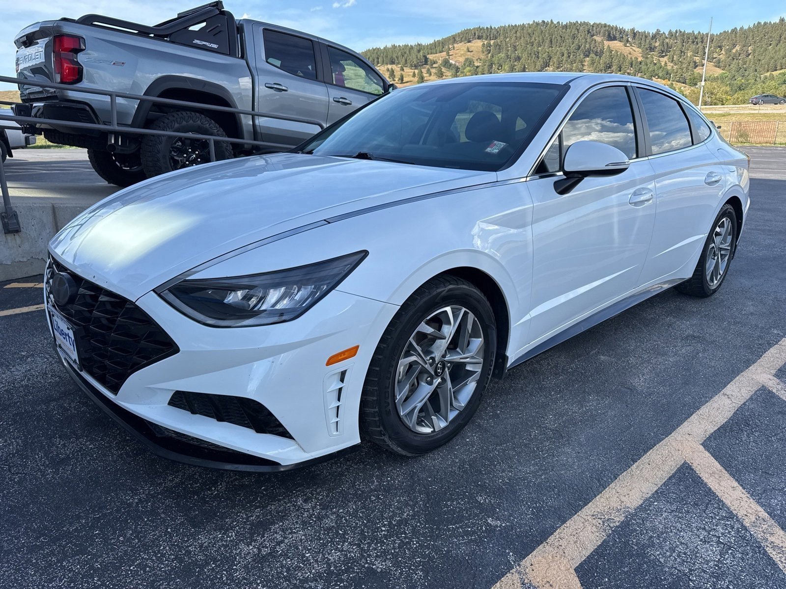 2020 Hyundai Sonata SEL photo 2