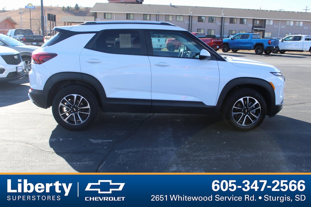 Used 2025 Chevrolet Trailblazer LT SUV