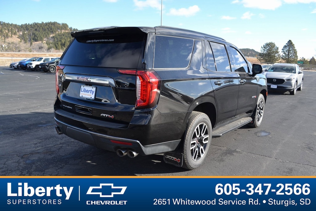 Used 2022 GMC Yukon AT4 SUV