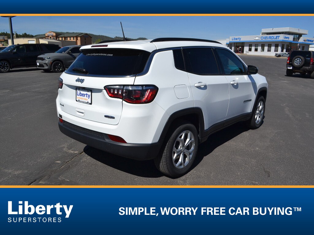 Used 2024 Jeep Compass Latitude