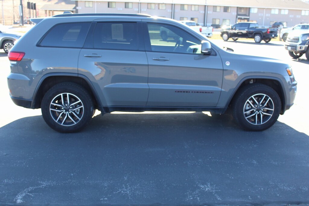 Used 2021 Jeep Grand Cherokee Trailhawk