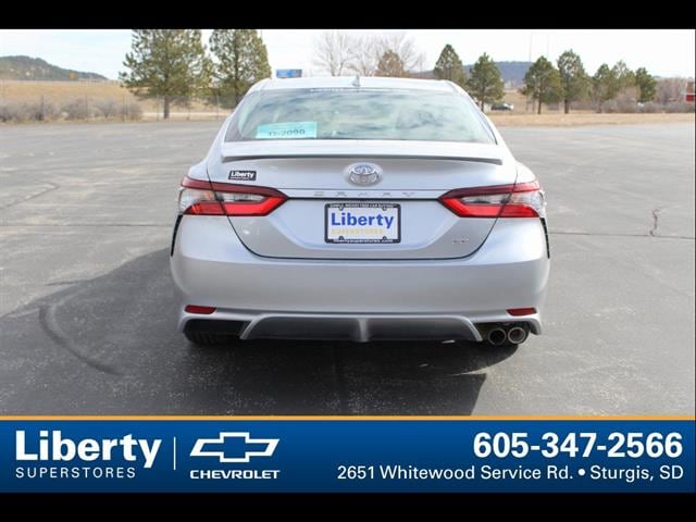 2023 Toyota Camry SE - Photo 4