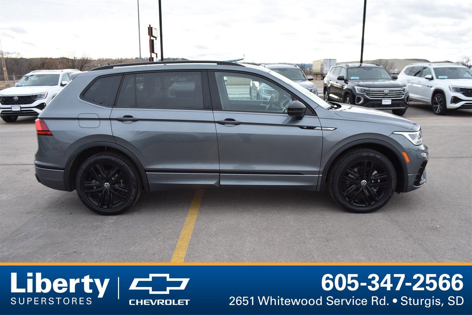 Used 2022 Volkswagen Tiguan SE R-LINE BLACK with VIN 3VVCB7AX8NM022443 for sale in Sturgis, SD