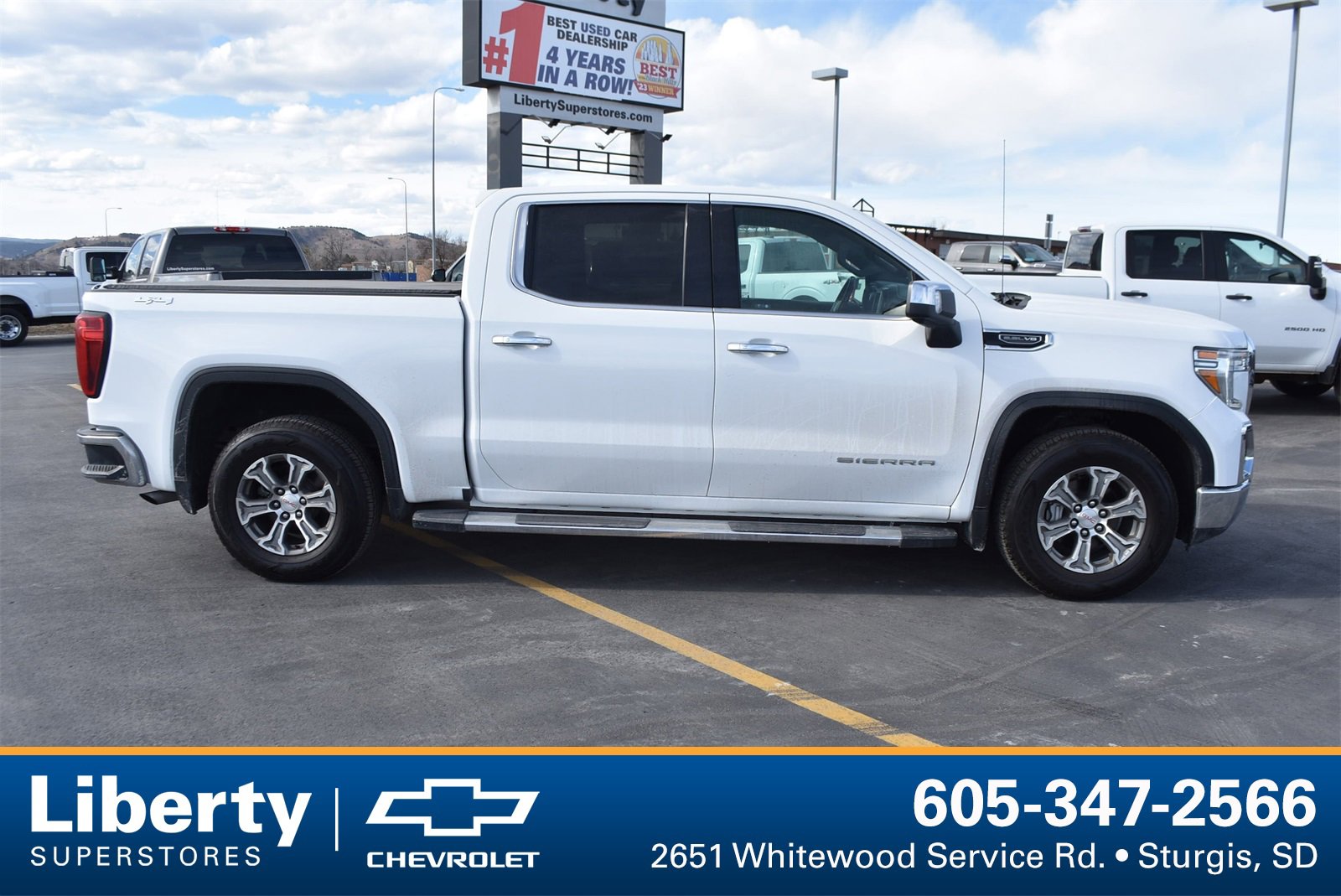 Used 2021 GMC Sierra 1500 SLT with VIN 3GTU9DED5MG100087 for sale in Sturgis, SD