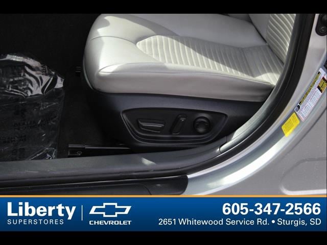 2023 Toyota Camry SE - Photo 20