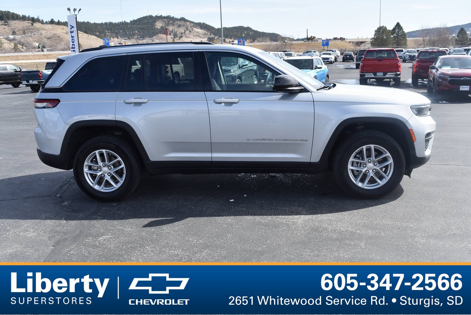 Used 2024 Jeep Grand Cherokee Laredo with VIN 1C4RJHAG3RC697562 for sale in Sturgis, SD