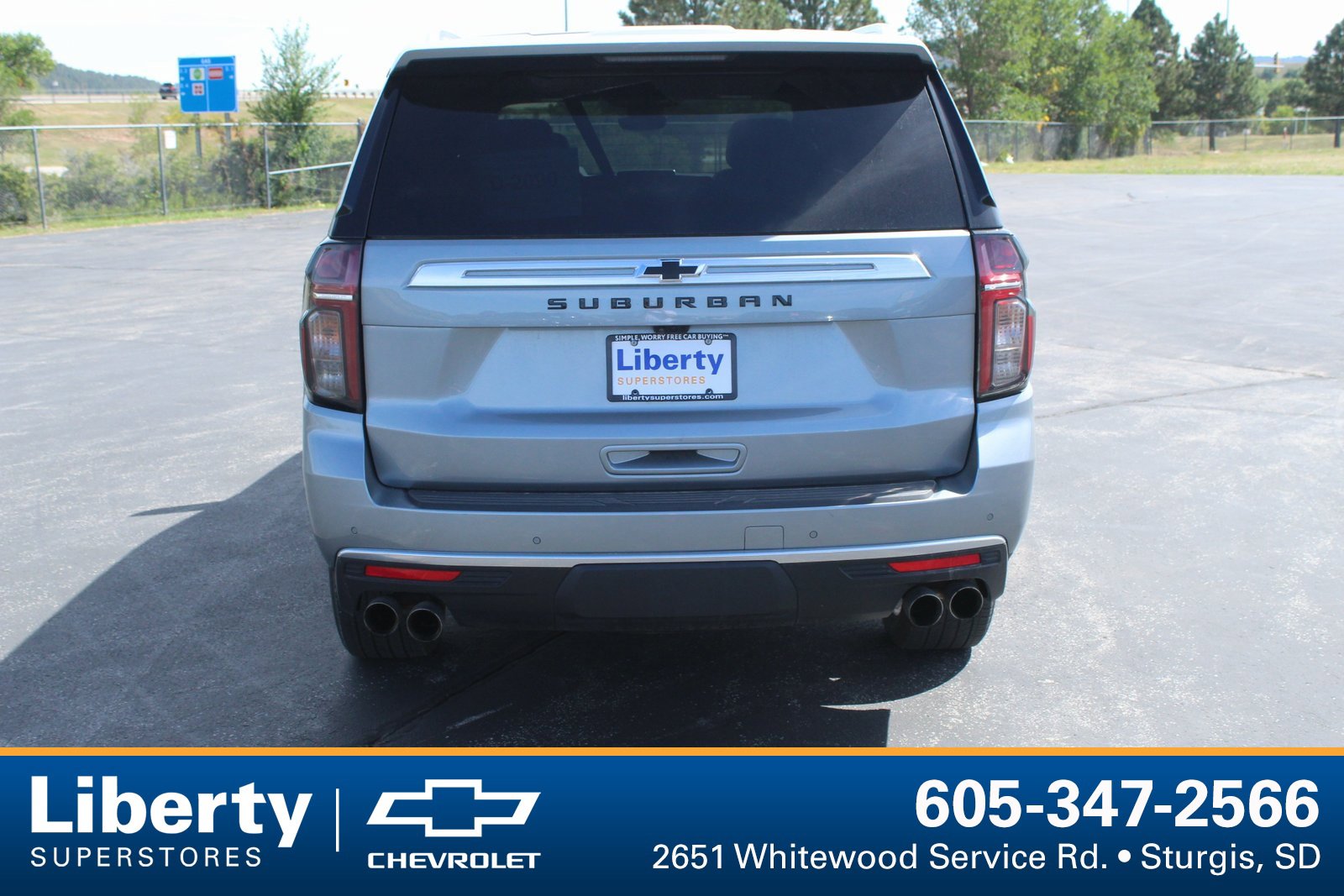 2024 Chevrolet Suburban High Country photo 4