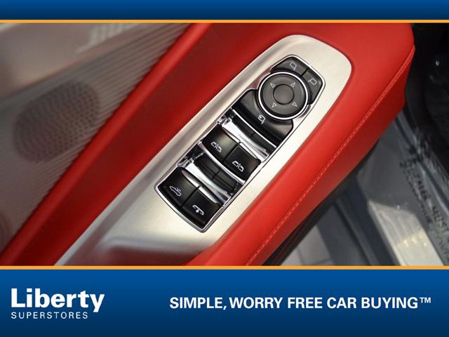 2025 Chevrolet Corvette 3LT - Photo 9