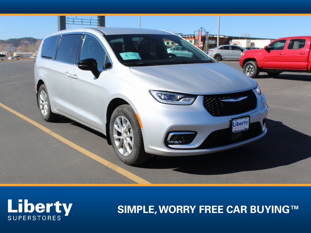 2026 Chrysler Pacifica Select AWD's photo