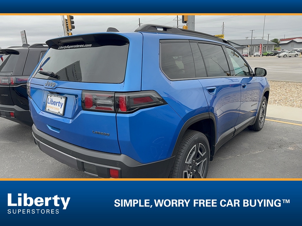 New 2026 Jeep Cherokee Laredo 4x4 Sport Utility