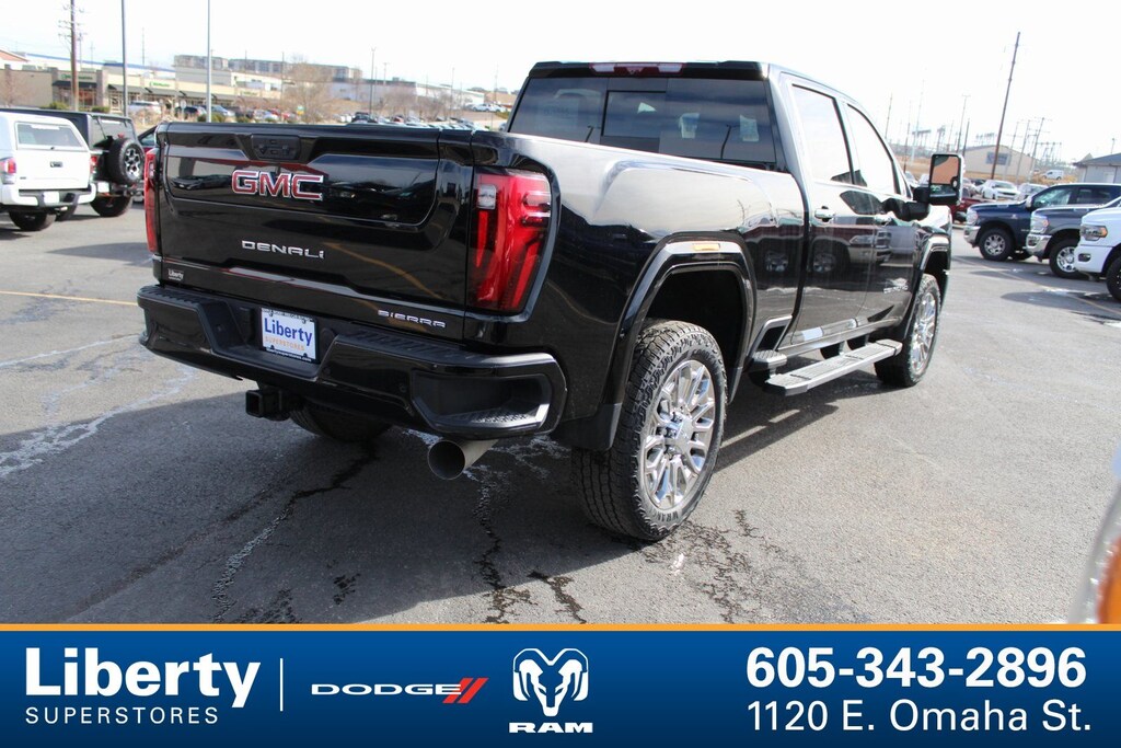 Used 2025 GMC Sierra 2500HD Denali Truck Crew Cab