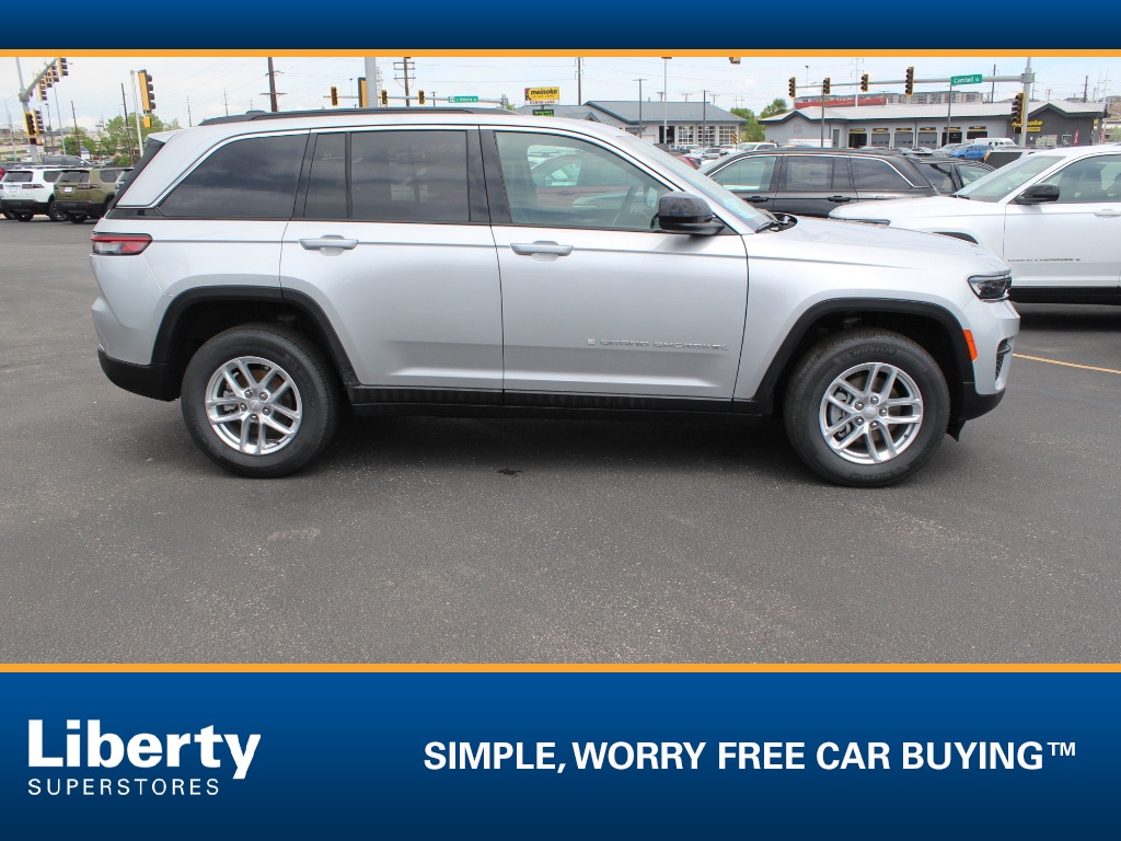 New 2026 Jeep Grand Cherokee LAREDO X 4X4 Sport Utility