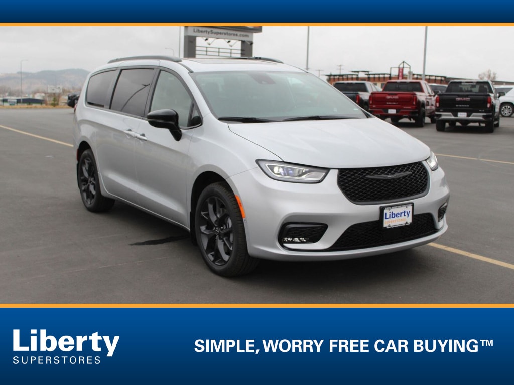 2026 Chrysler Pacifica Limited AWD's photo