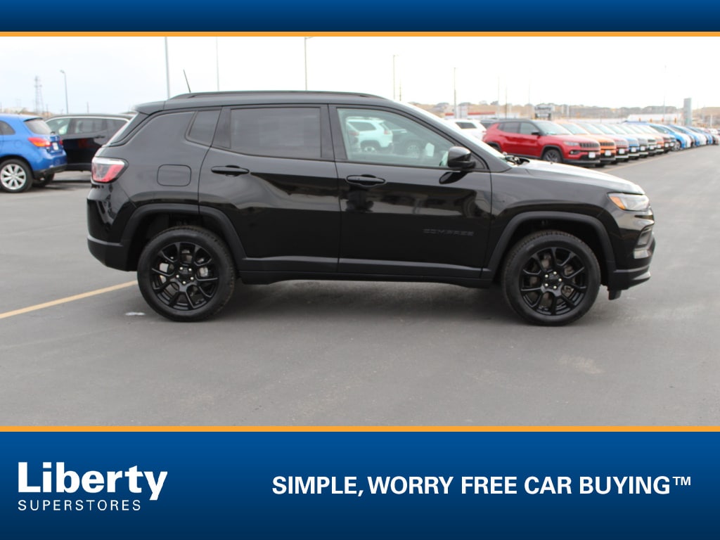 Used 2022 Jeep Compass Altitude SUV