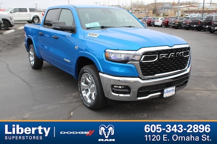 2026 Ram 1500 BIG HORN CREW CAB 4X4 5'7 BOX Pickup