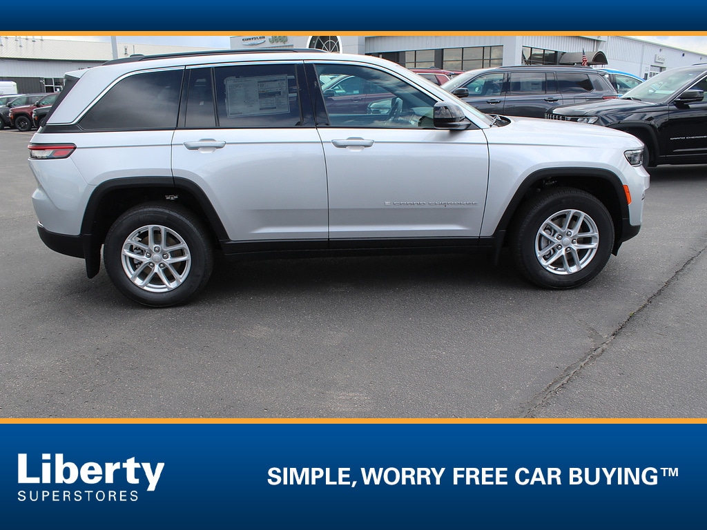 New 2026 Jeep Grand Cherokee Altitude 4x4 Sport Utility