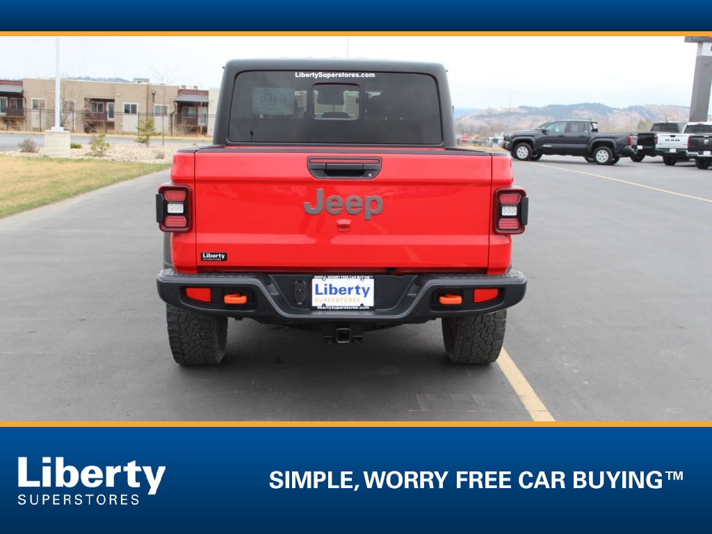 Used 2024 Jeep Gladiator Mojave Truck Crew Cab