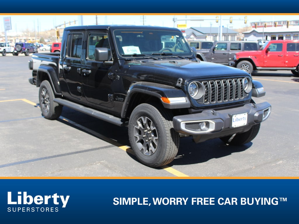 2026 Jeep Gladiator Sahara Auto's photo