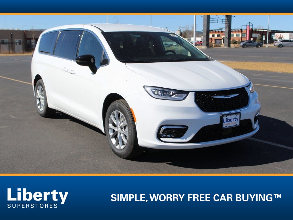 2026 Chrysler Pacifica Select AWD's photo