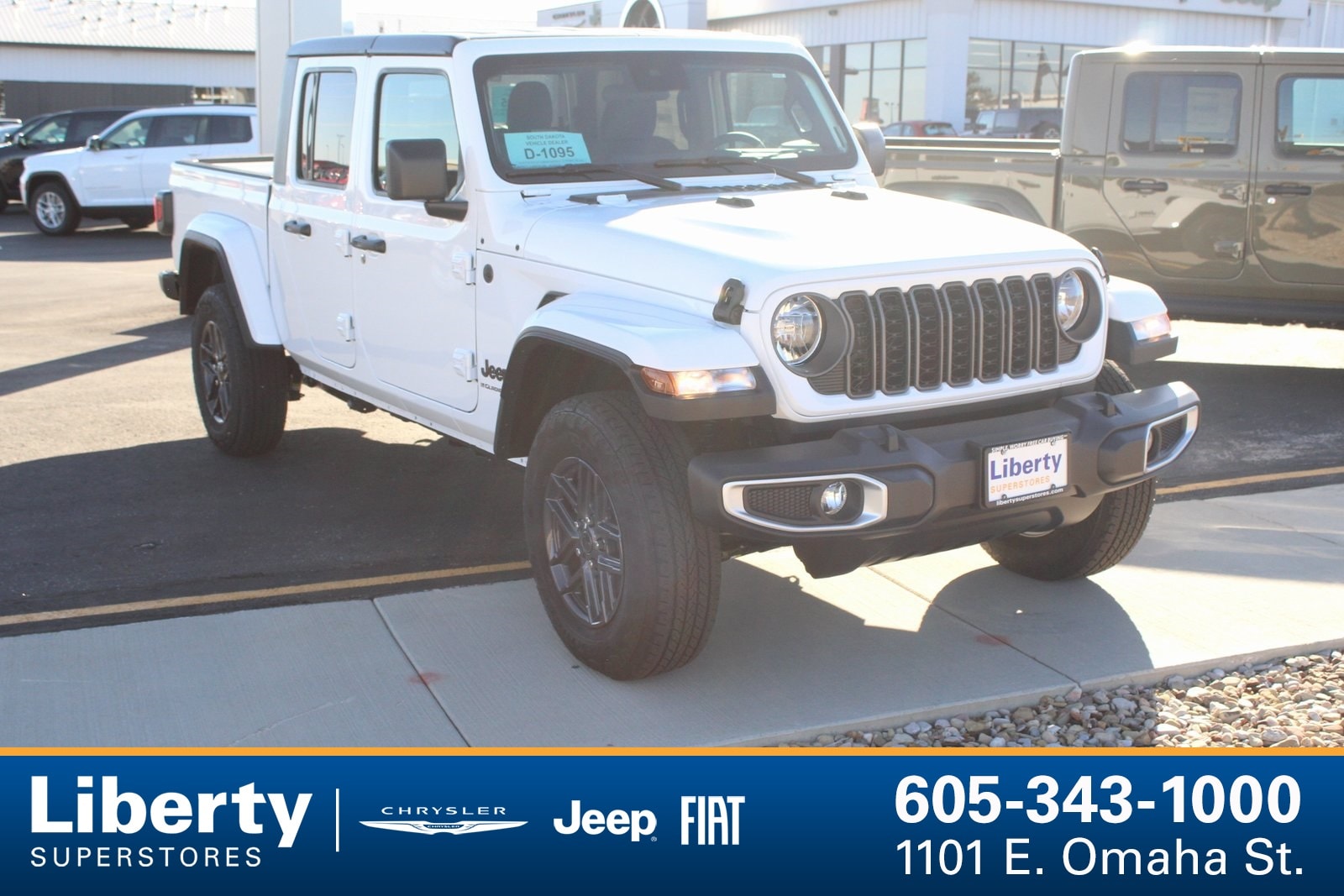 2025 Jeep Gladiator Sport S's photo