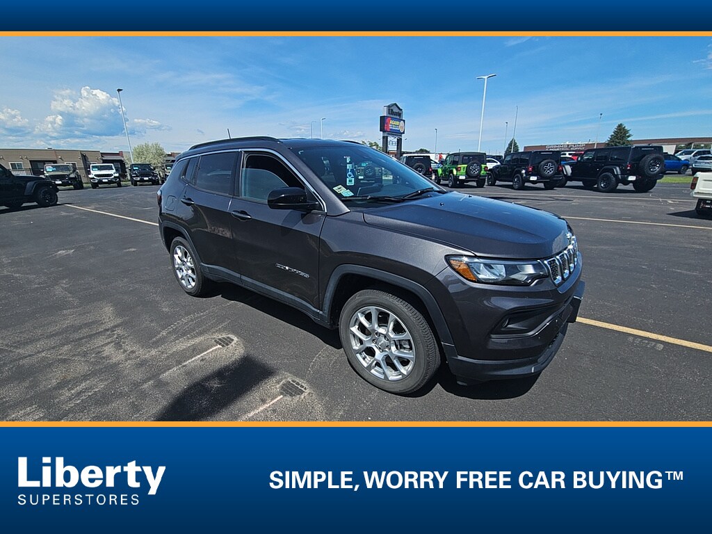 Used 2024 Jeep Compass Latitude Lux
