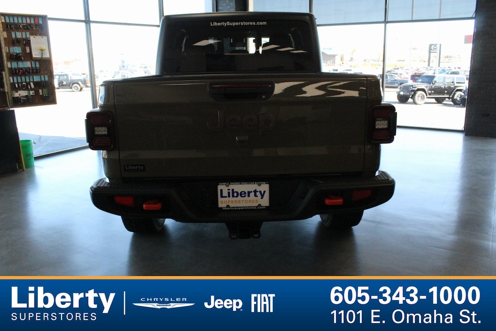 New 2025 Jeep Gladiator Mojave Pickup