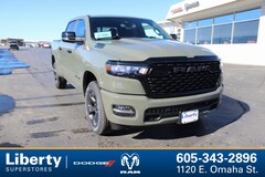 2026 Ram 1500 BIG HORN CREW CAB 4X4 5'7 BOX Pickup