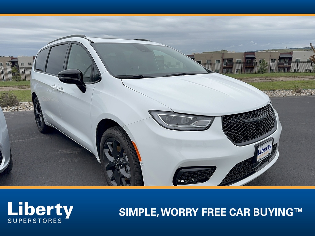 New 2026 Chrysler Pacifica Limited AWD Passenger Van