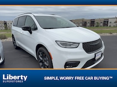 2026 Chrysler Pacifica Limited AWD Passenger Van