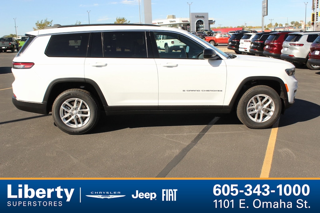 New 2025 Jeep Grand Cherokee L Laredo Sport Utility