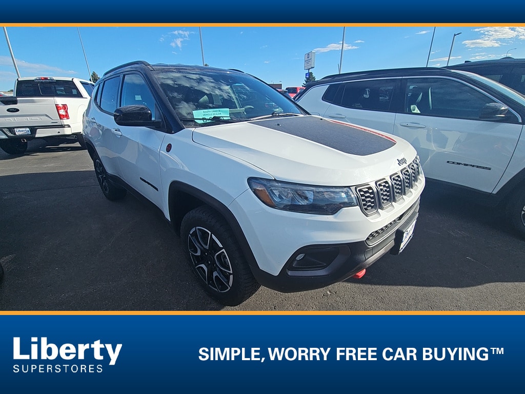 Used 2025 Jeep Compass Trailhawk