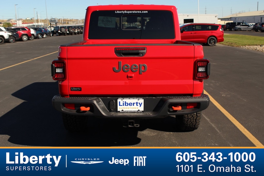 New 2025 Jeep Gladiator Mojave Pickup